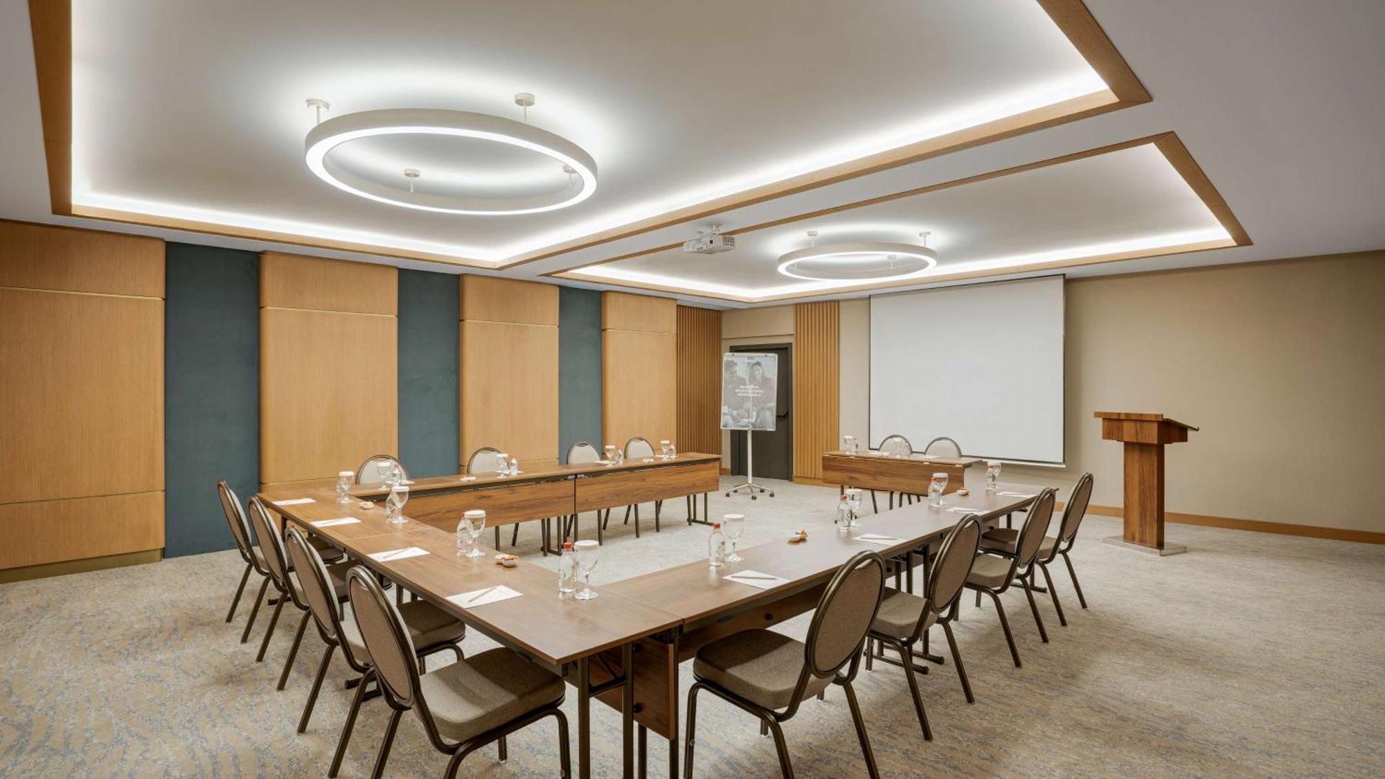 Radisson Hotel Istanbul Merter Екстер'єр фото