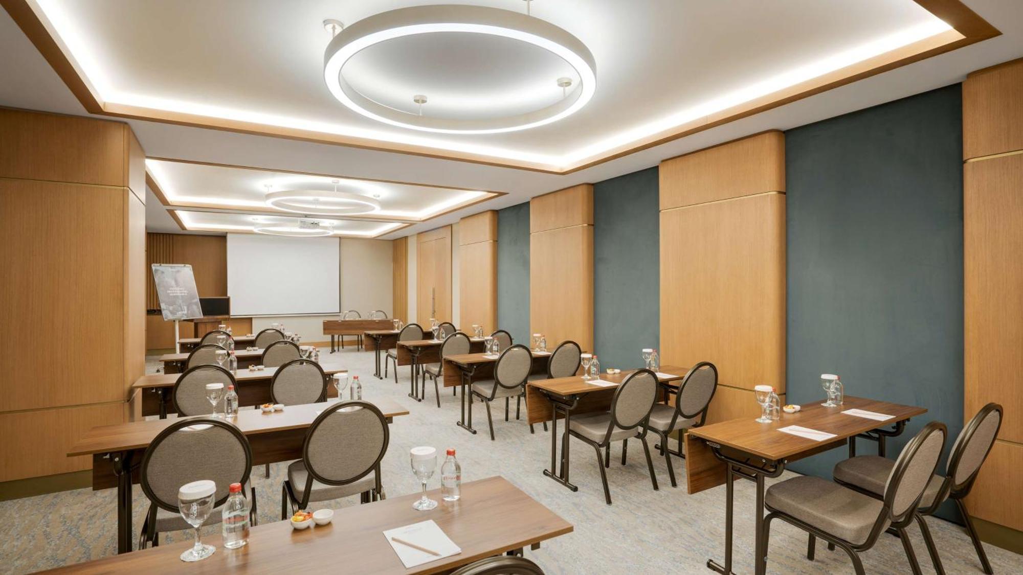 Radisson Hotel Istanbul Merter Екстер'єр фото