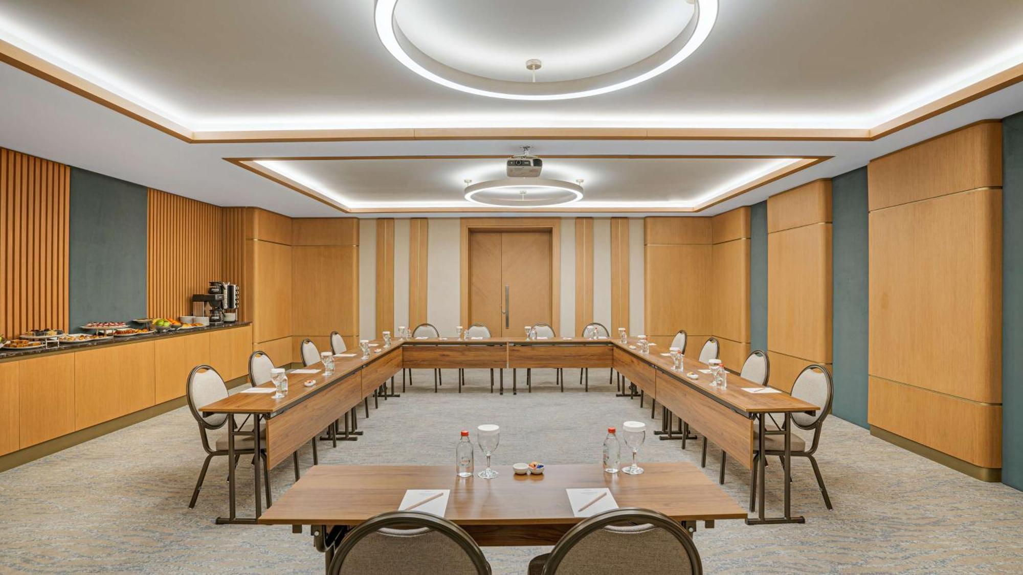 Radisson Hotel Istanbul Merter Екстер'єр фото