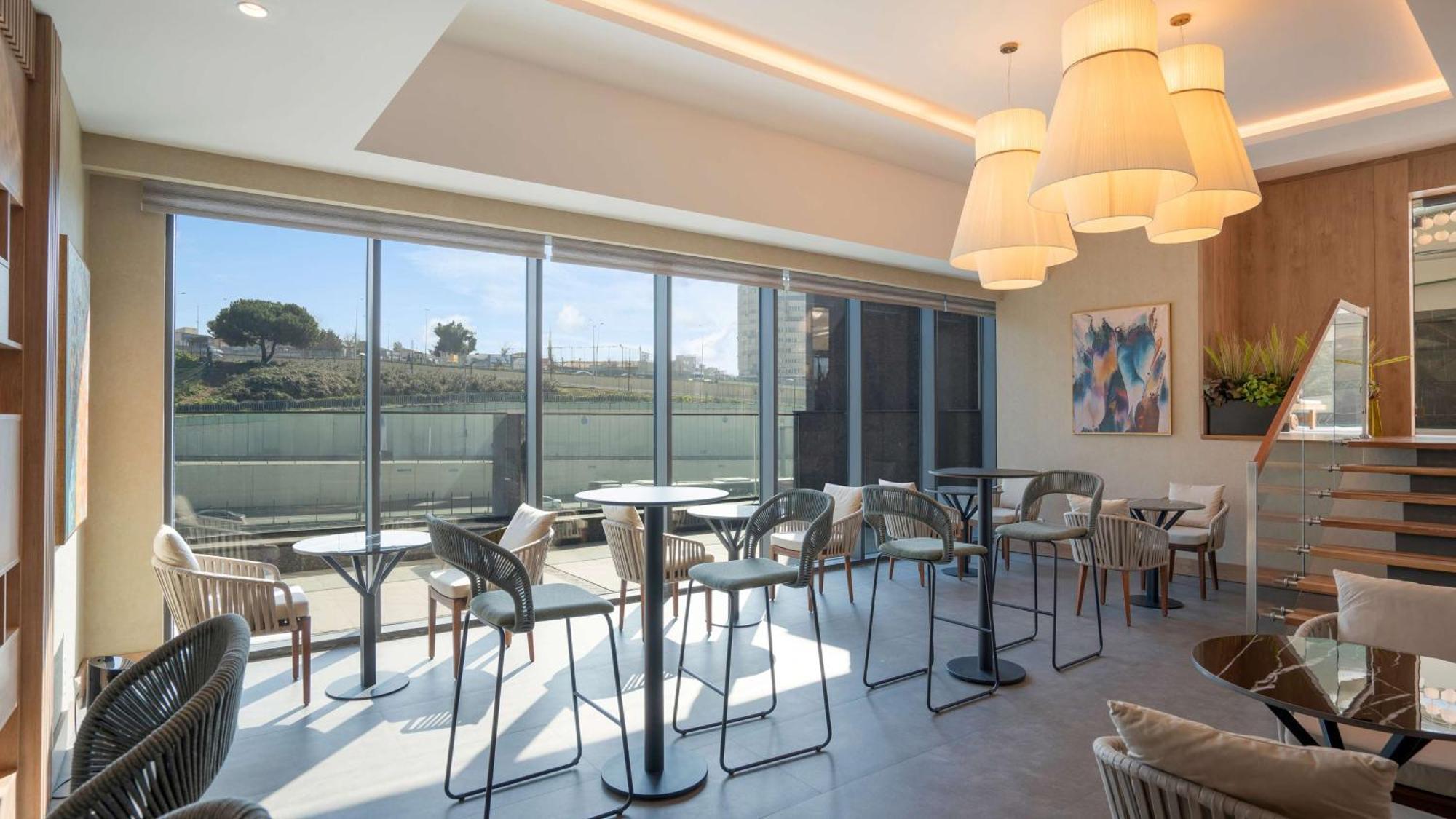 Radisson Hotel Istanbul Merter Екстер'єр фото